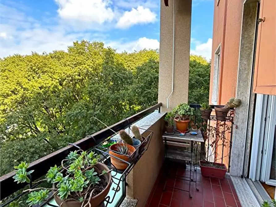 Immagine 1 di Appartamento in affitto  7 a Milano