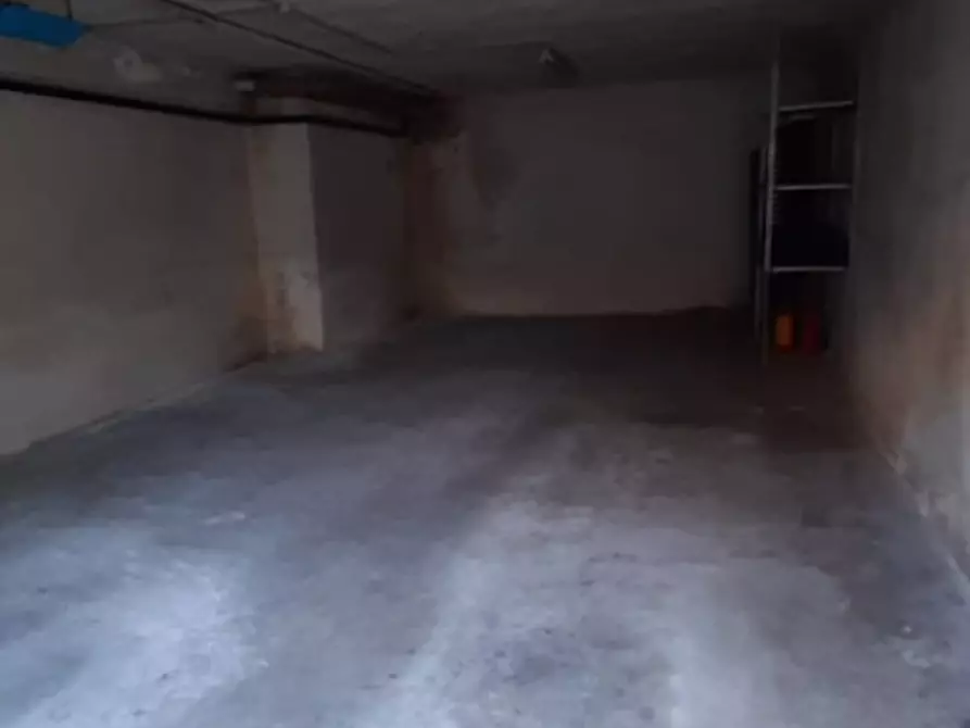 Immagine 1 di Garage in affitto  72 a San Giovanni Lupatoto