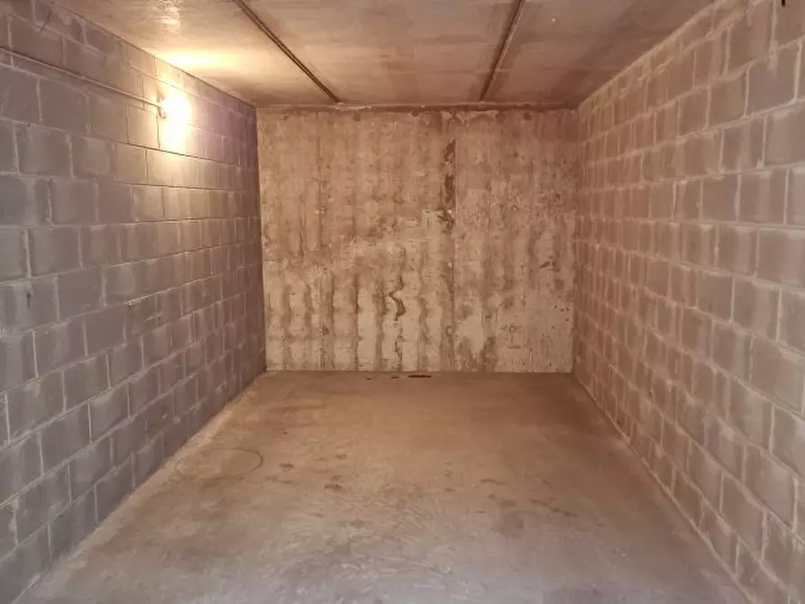 Immagine 5 di Garage in affitto  4 a Vittuone