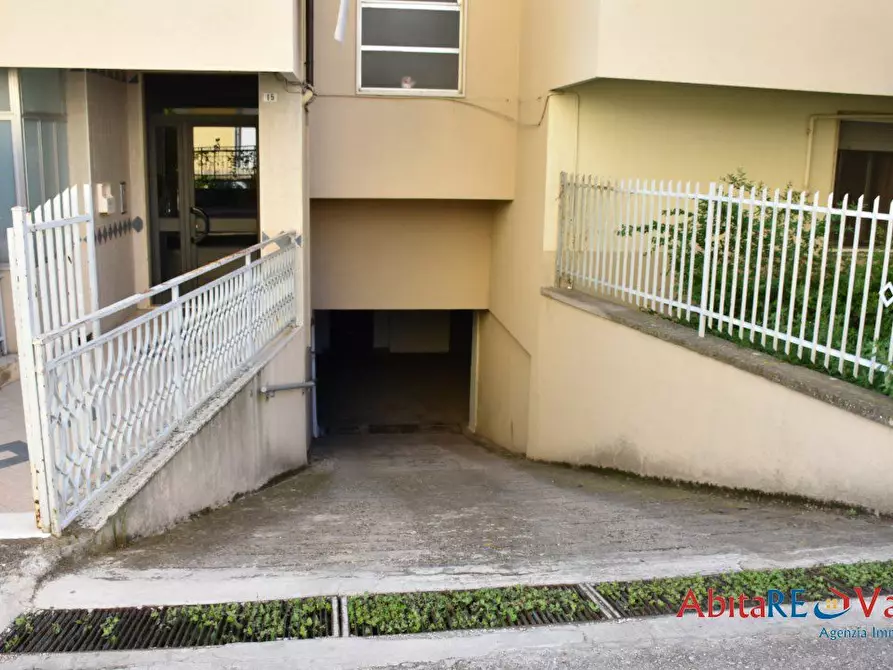 Immagine 10 di Garage in affitto  15 a Vasto