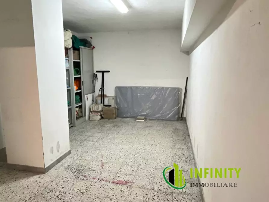 Immagine 7 di Garage in affitto  a Matera