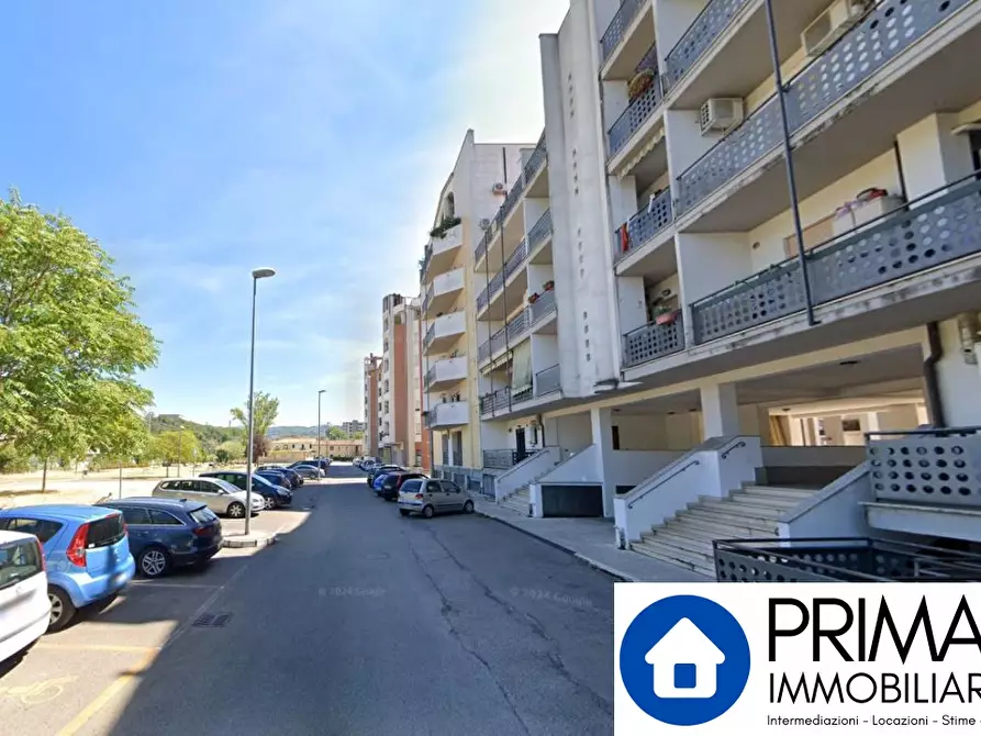 Immagine 2 di Garage in affitto  9 a Terni