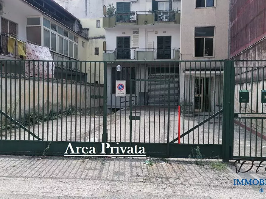 Immagine 1 di Attività artigianale in affitto  a Afragola