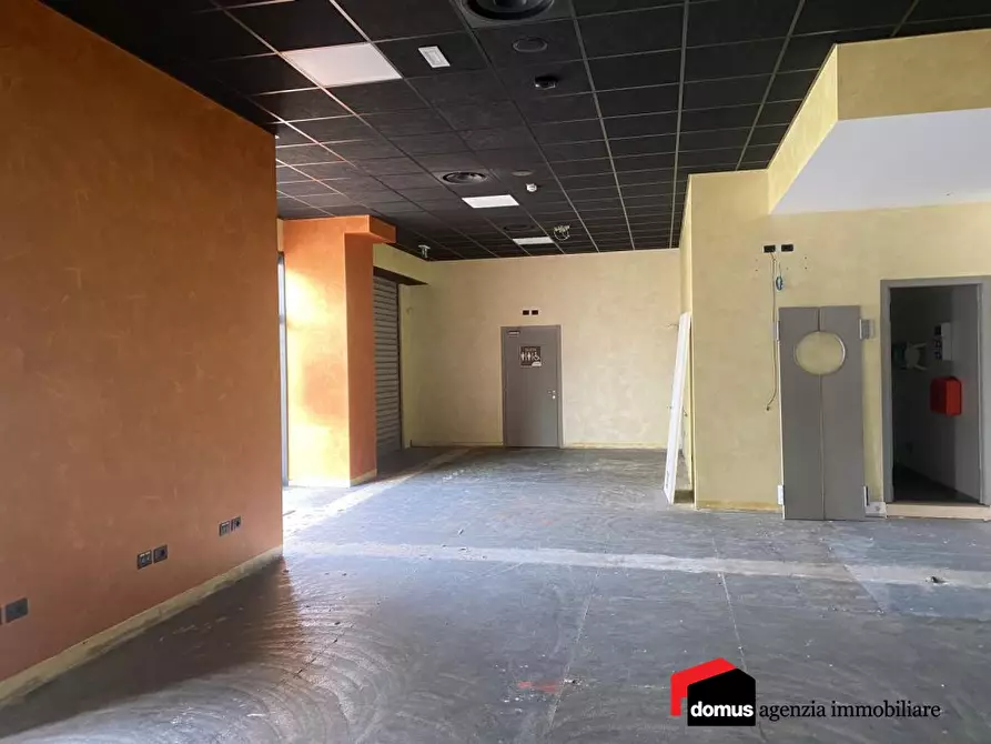 Immagine 3 di Capannone industriale in affitto  a Thiene