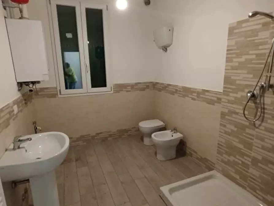 Immagine 2 di Casa indipendente in affitto  a Carpi