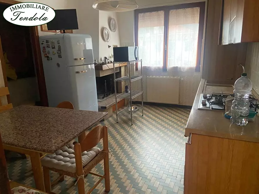 Immagine 3 di Casa semindipendente in affitto  a Ortonovo