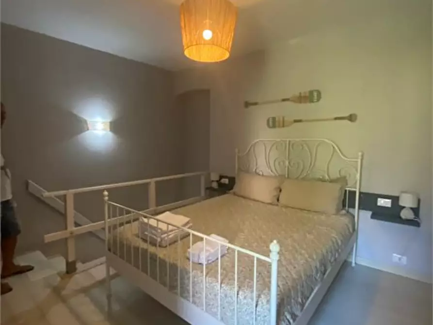 Immagine 5 di Casa semindipendente in affitto  a Ortonovo