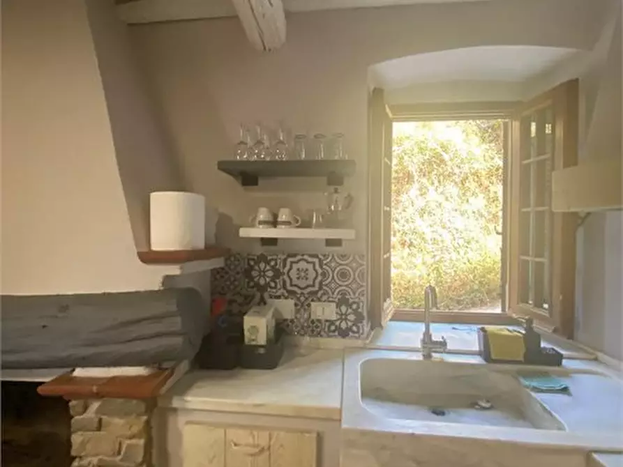 Immagine 3 di Casa semindipendente in affitto  a Ortonovo