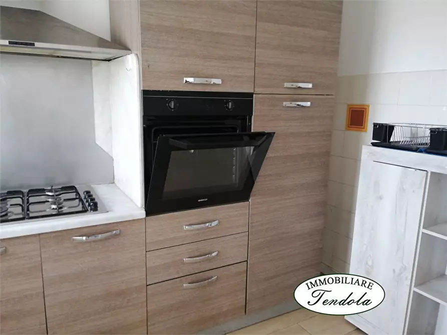 Immagine 3 di Casa semindipendente in affitto  a Carrara