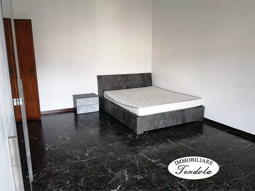 Immagine 7 di Casa semindipendente in affitto  a Carrara