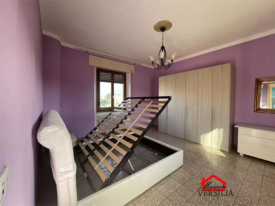 Immagine 7 di Villa in affitto  a Massa