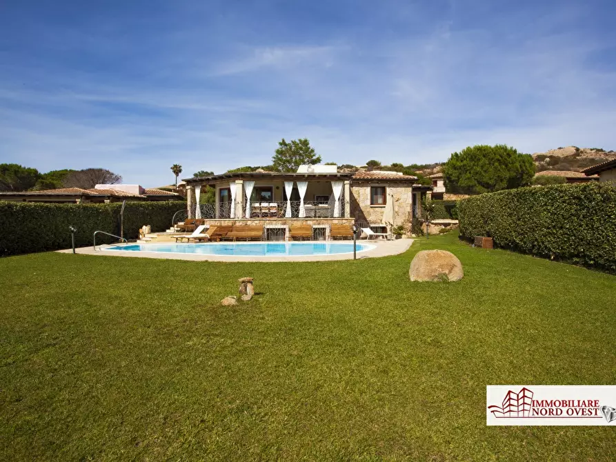 Immagine 3 di Villa in affitto  a San Teodoro