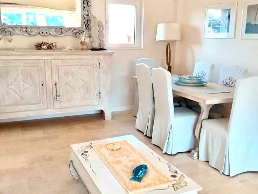 Immagine 3 di Appartamento in affitto  a Arzachena