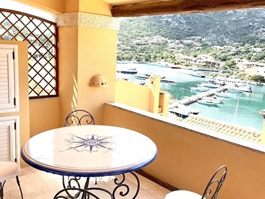 Immagine 10 di Appartamento in affitto  a Arzachena