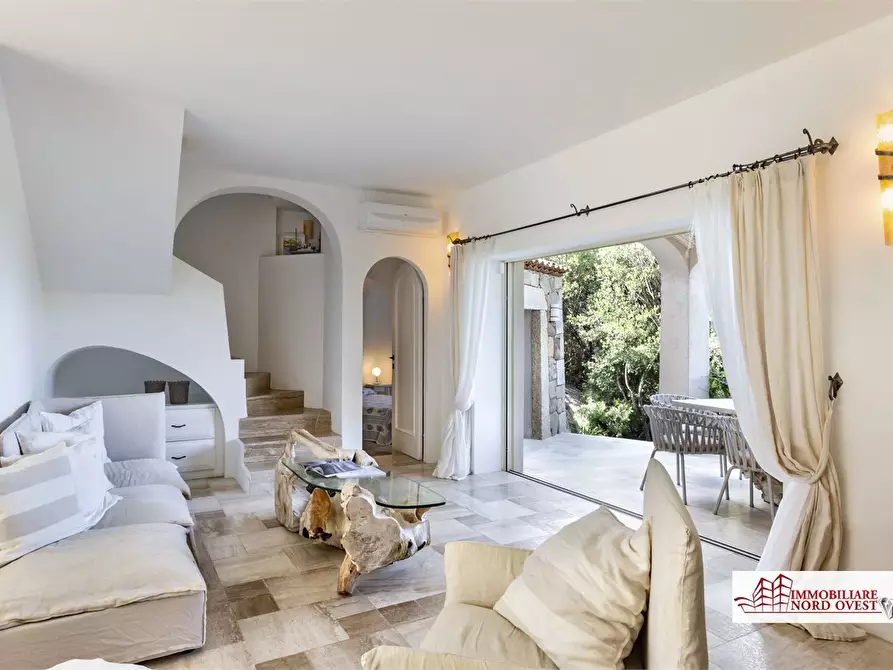 Immagine 4 di Villa in affitto  snc a Arzachena