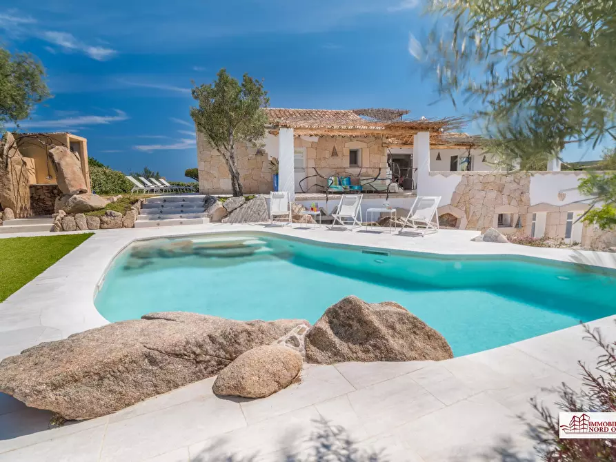 Immagine 4 di Villa in affitto  35 a San Teodoro