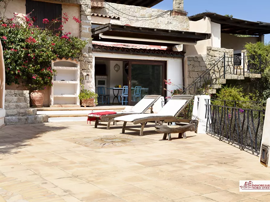 Immagine 3 di Villa in affitto  a Arzachena