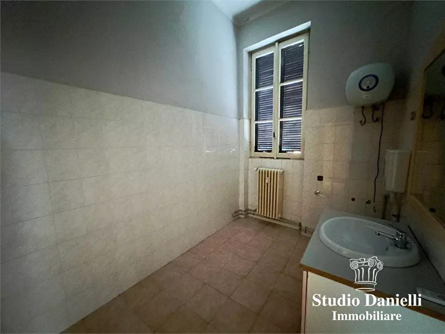 Immagine 8 di Negozio in affitto  177 a Seregno