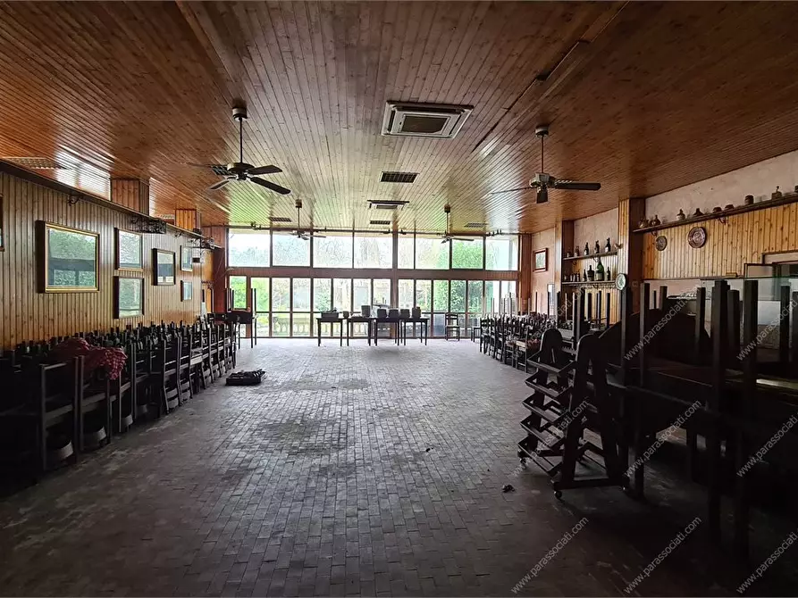 Immagine 7 di Negozio in affitto  2 a Vernate