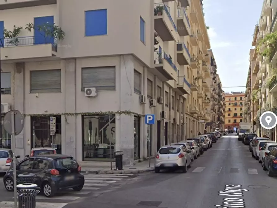 Immagine 1 di Negozio in affitto  a Palermo