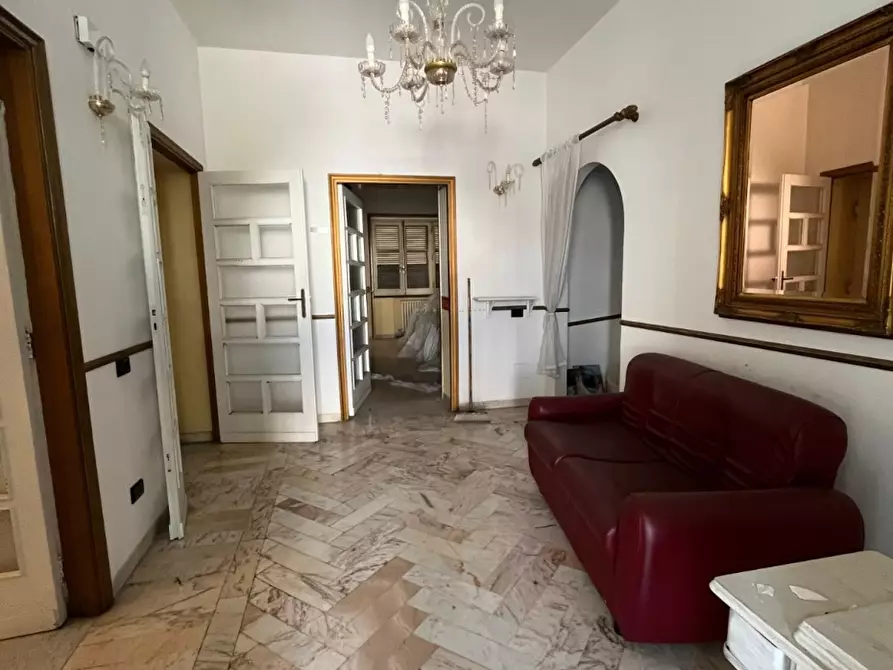 Immagine 4 di Negozio in affitto  a Afragola