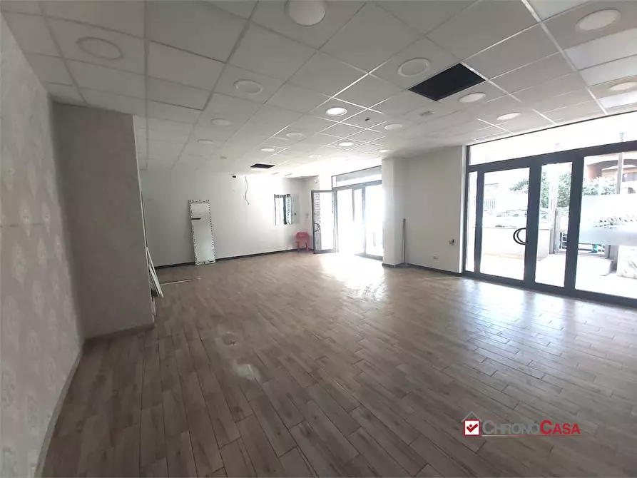 Immagine 5 di Negozio in affitto  a Messina