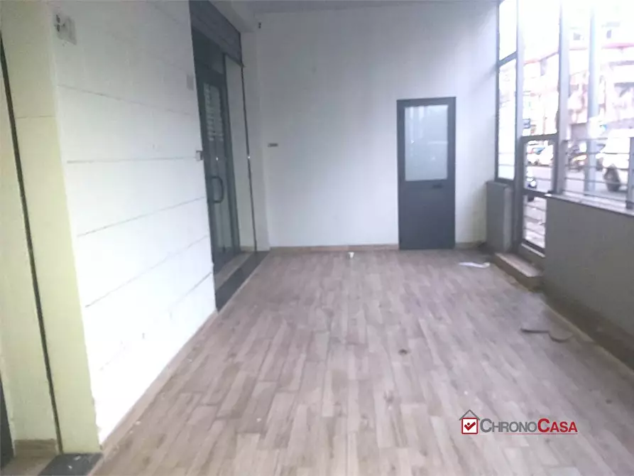 Immagine 2 di Negozio in affitto  a Messina