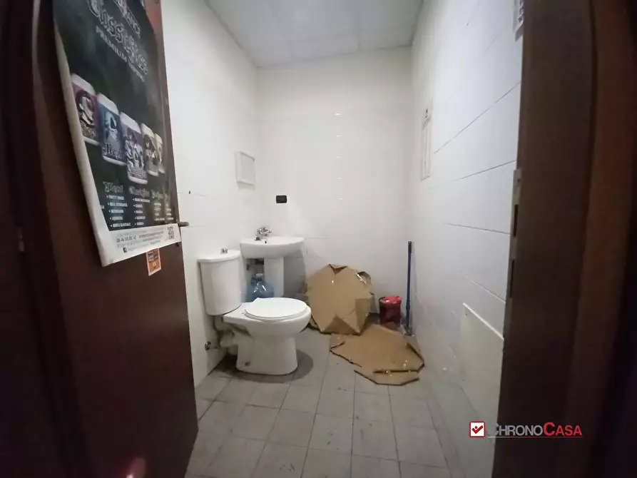 Immagine 5 di Negozio in affitto  a Messina
