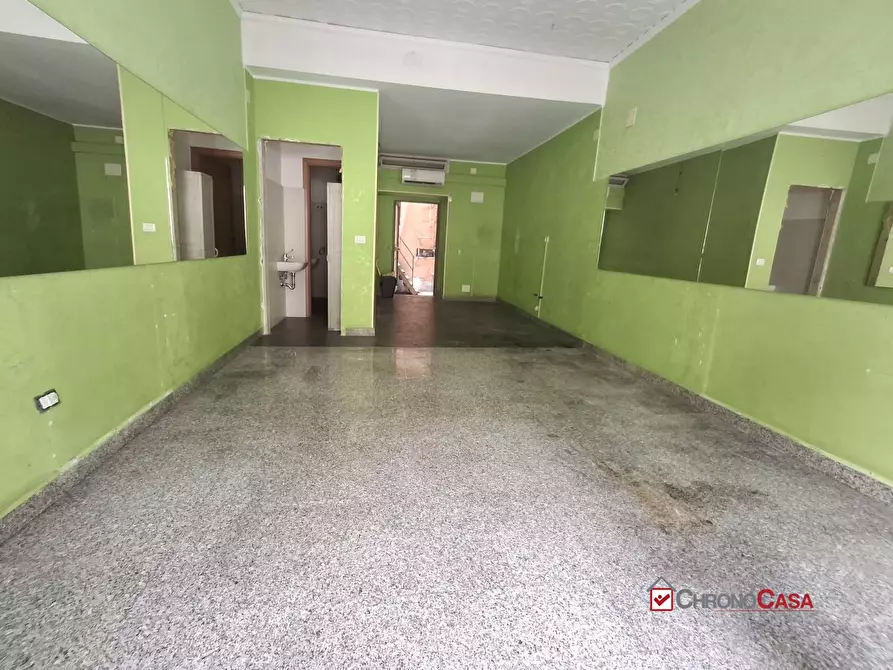 Immagine 7 di Negozio in affitto  a Messina