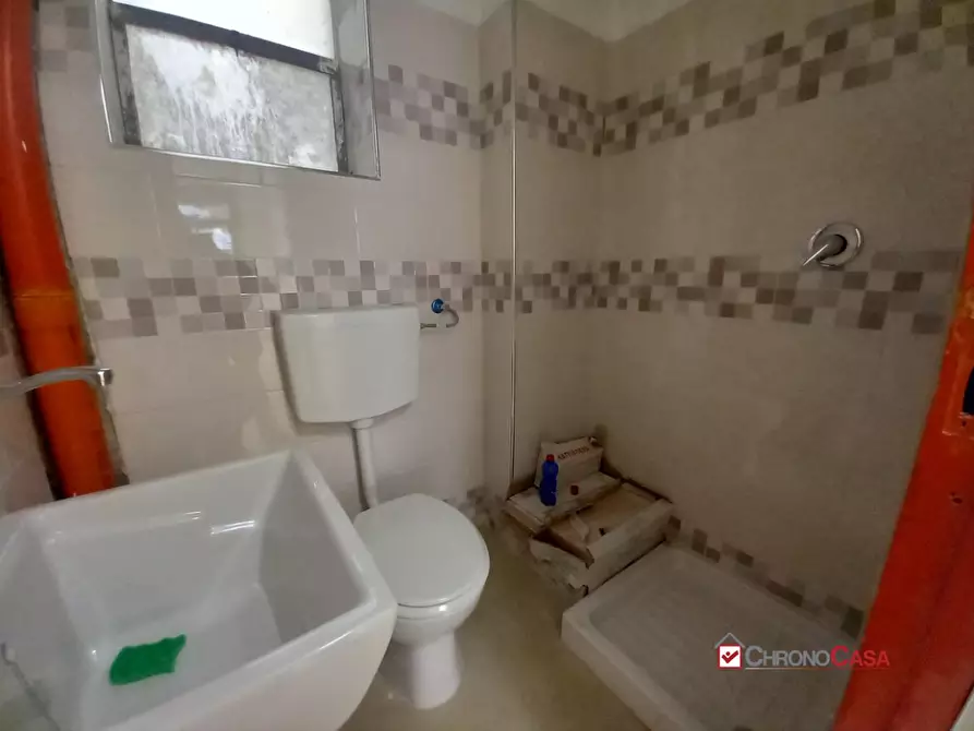 Immagine 6 di Negozio in affitto  10 a Messina