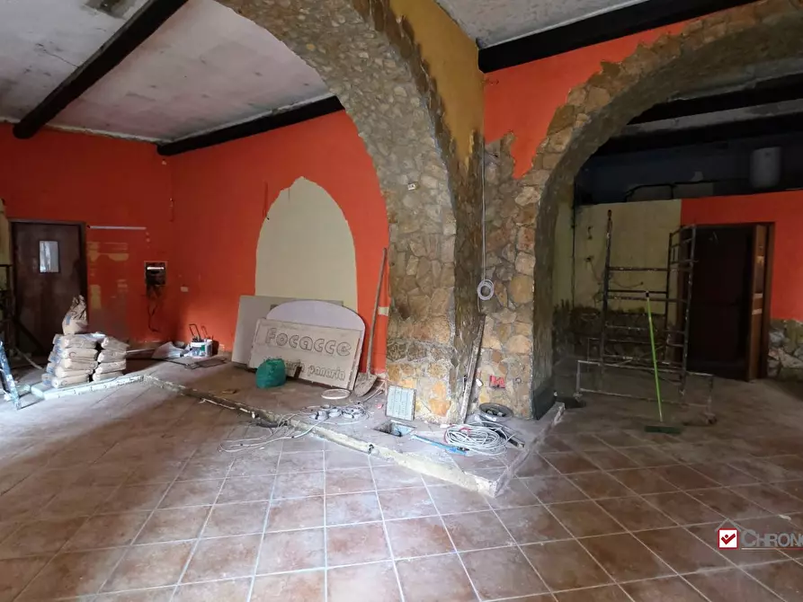 Immagine 7 di Negozio in affitto  a Messina