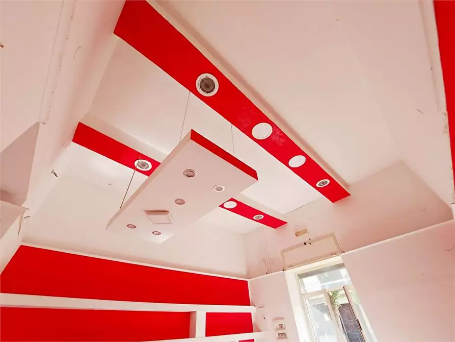 Immagine 3 di Negozio in affitto  64 a Afragola