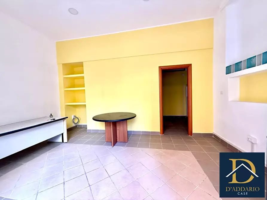 Immagine 4 di Negozio in affitto  43 a Taranto