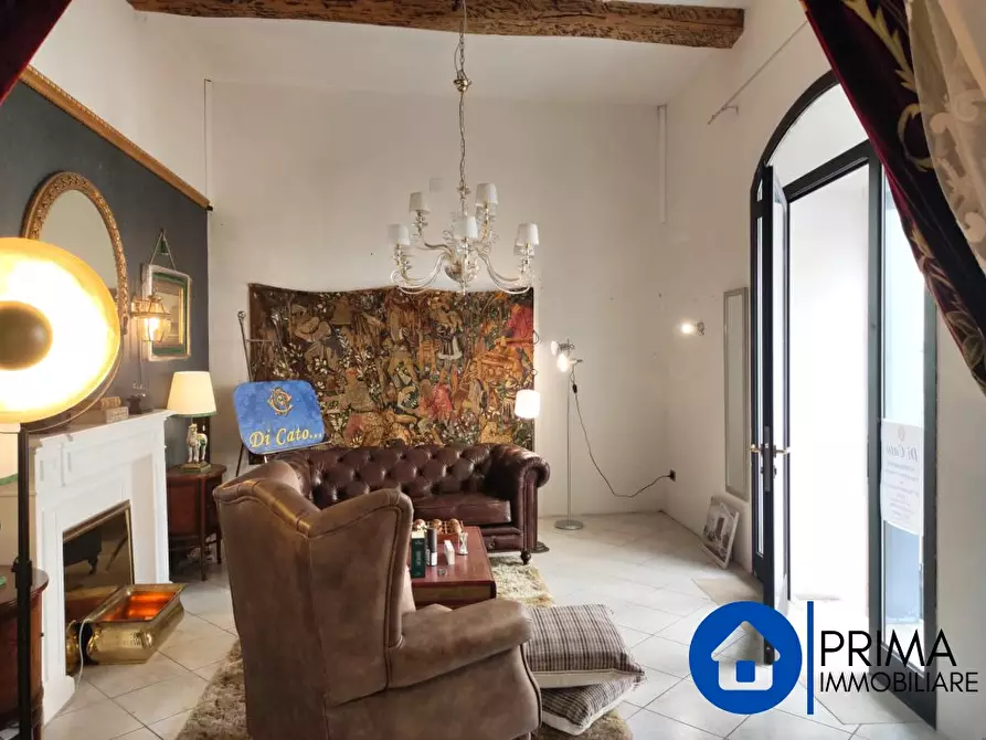 Immagine 9 di Negozio in affitto  a Terni