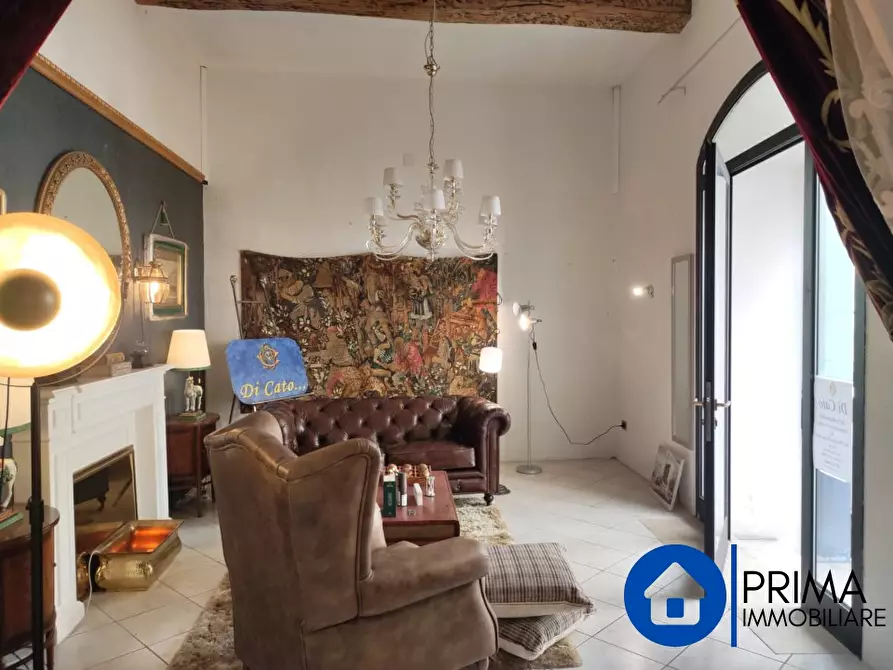 Immagine 8 di Negozio in affitto  a Terni