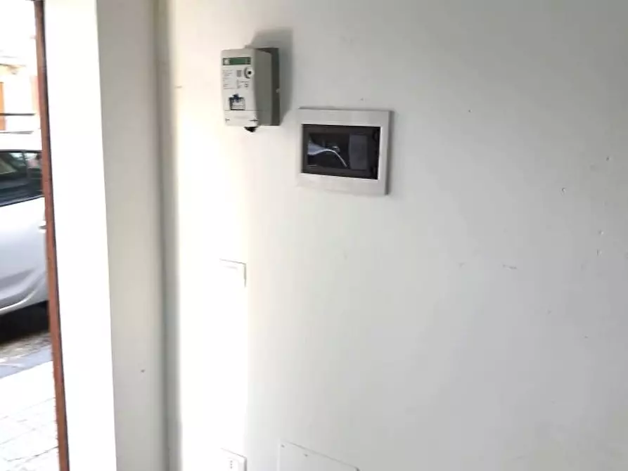 Immagine 3 di Magazzino in affitto  a Messina