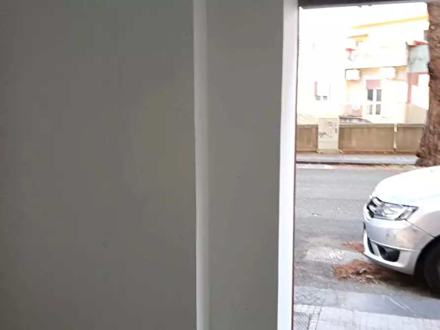 Immagine 2 di Magazzino in affitto  a Messina