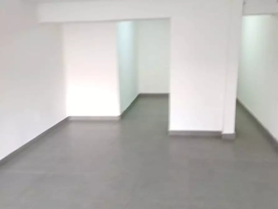 Immagine 6 di Magazzino in affitto  a Messina
