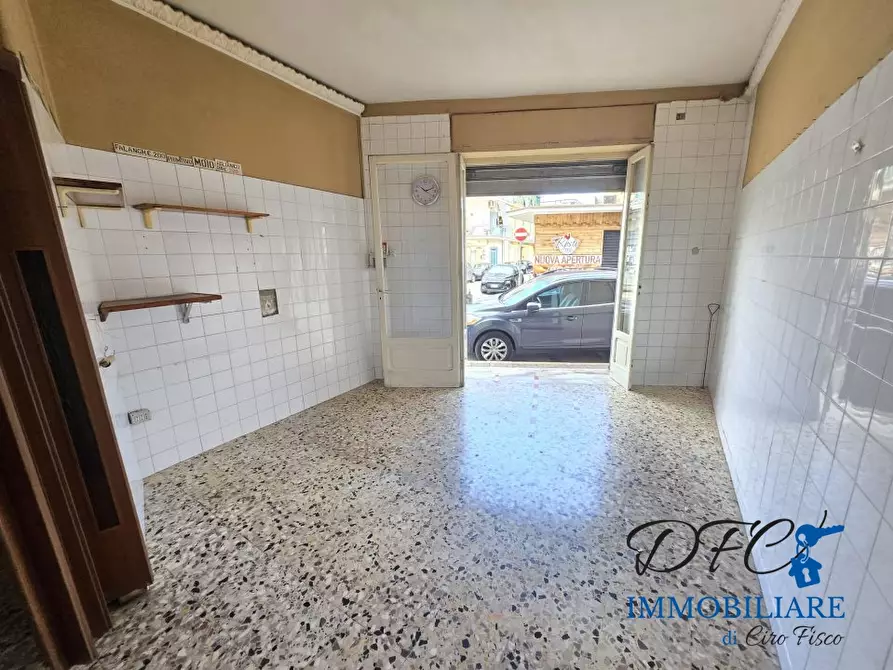 Immagine 7 di Negozio in affitto  a Afragola