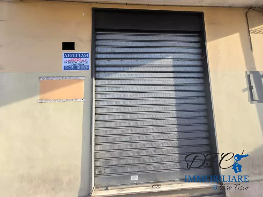 Immagine 1 di Negozio in affitto  a Afragola