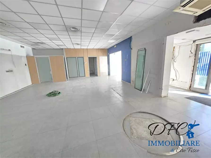 Immagine 4 di Negozio in affitto  a Afragola