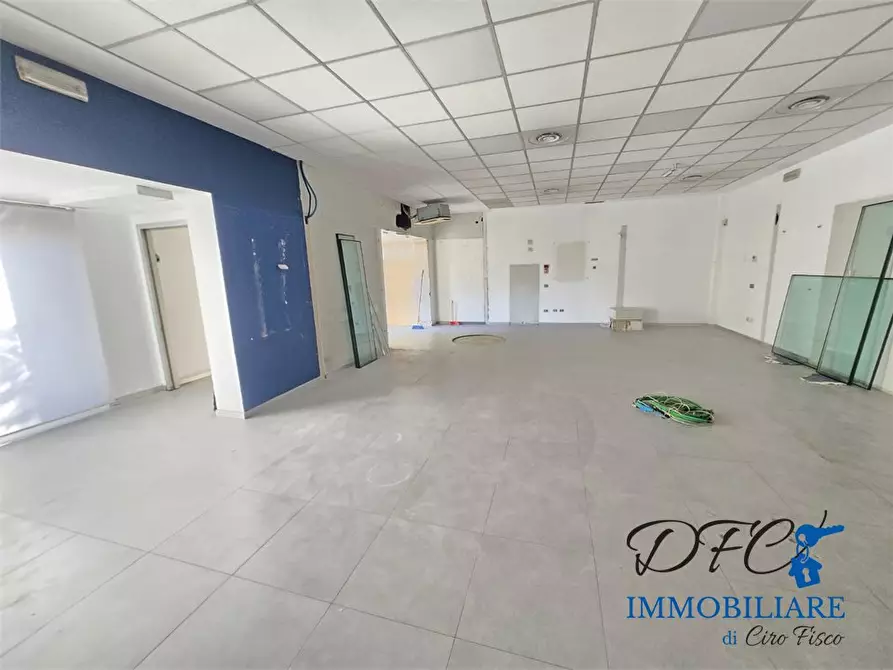 Immagine 7 di Negozio in affitto  a Afragola