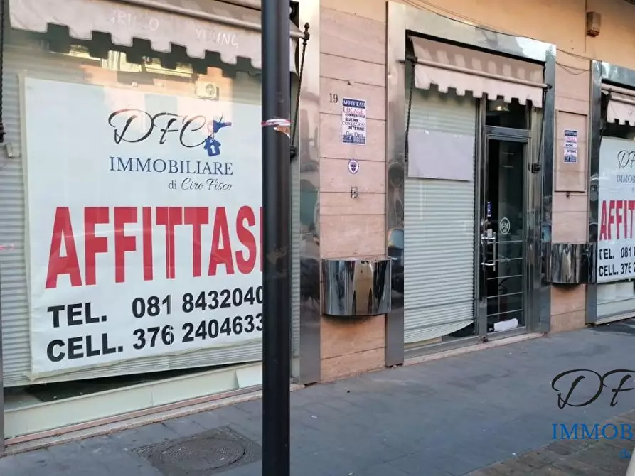 Immagine 10 di Negozio in affitto  a Afragola