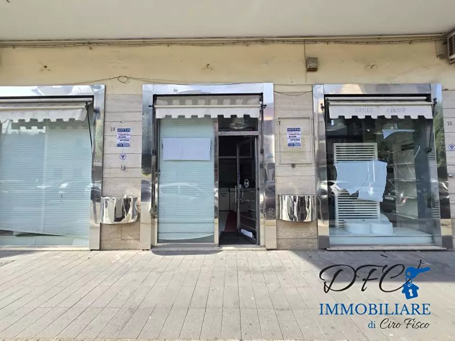 Immagine 9 di Negozio in affitto  a Afragola