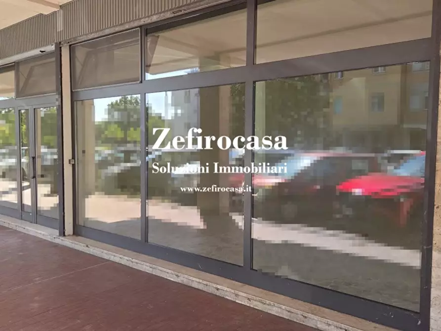 Immagine 8 di Negozio in affitto  a San Giovanni In Persiceto