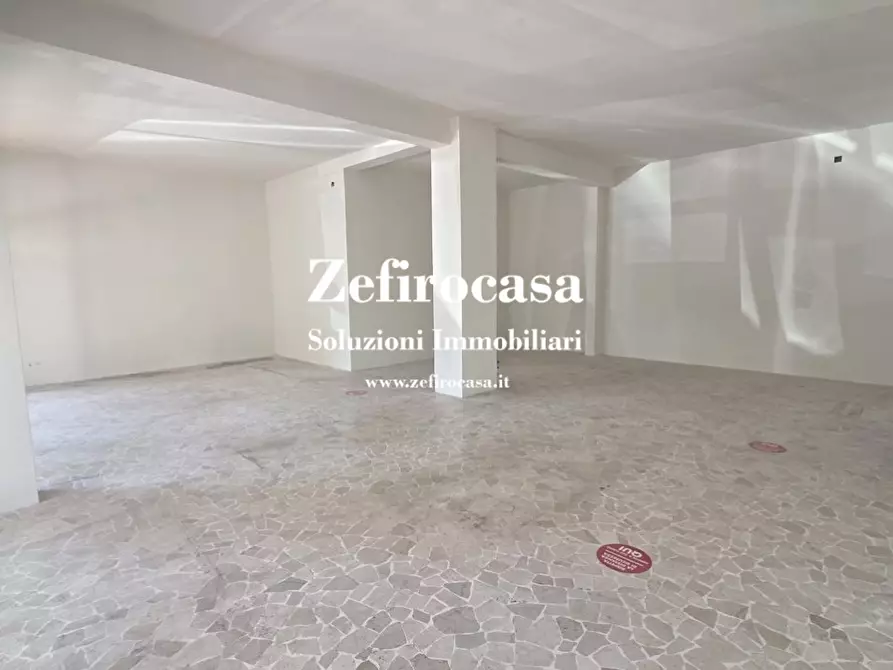 Immagine 5 di Negozio in affitto  a San Giovanni In Persiceto