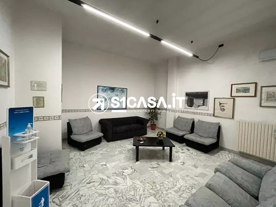 Immagine 8 di Negozio in affitto  a Galatone