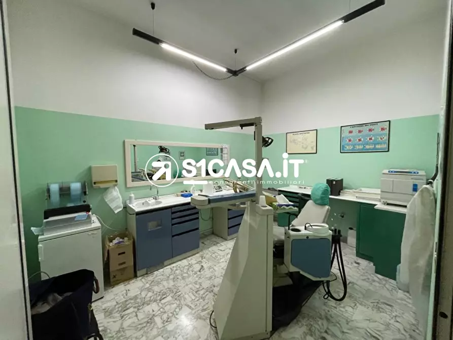 Immagine 6 di Negozio in affitto  a Galatone