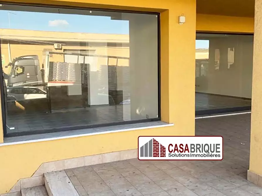 Immagine 2 di Negozio in affitto  10 a Bagheria