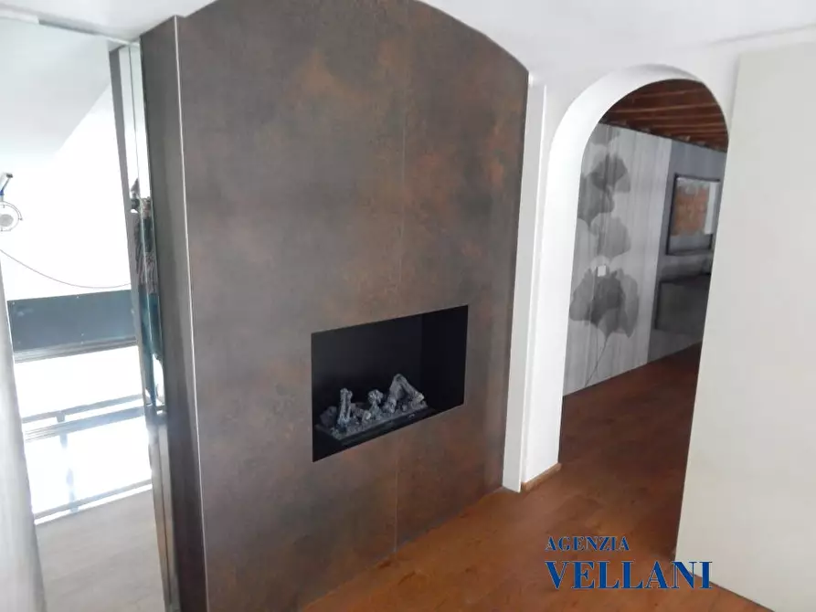 Immagine 8 di Negozio in affitto  a Carpi